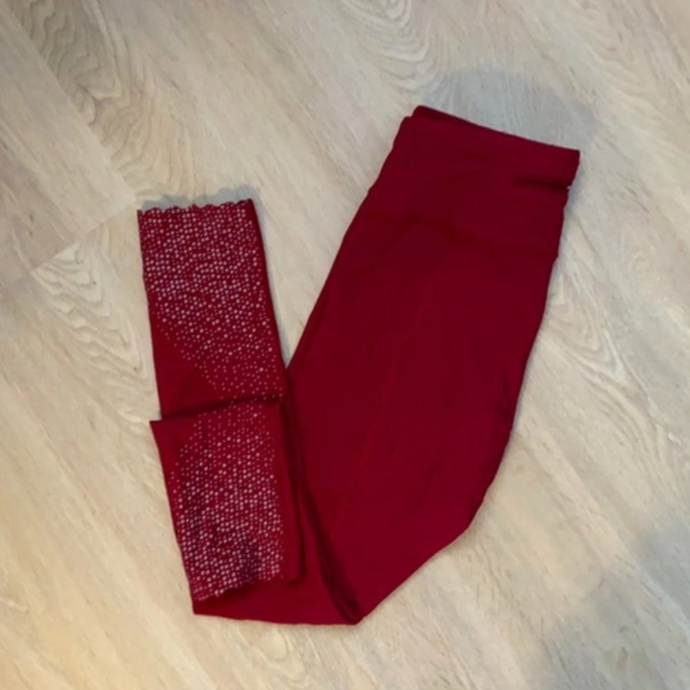 Lululemon Red reflective tight stuff legging